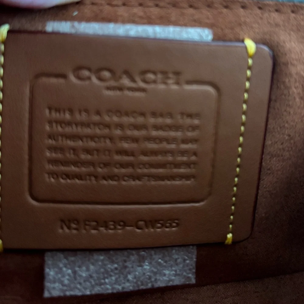 Coach crossbody Cassie 17 - Picture 9 of 12